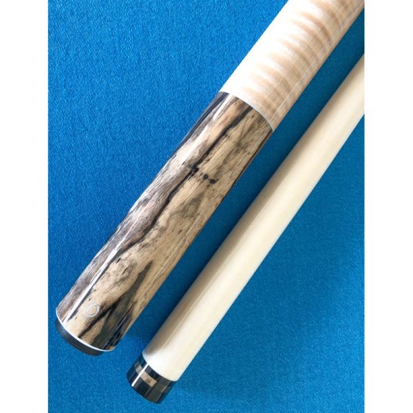 Arthur Queue Royal White Ebony